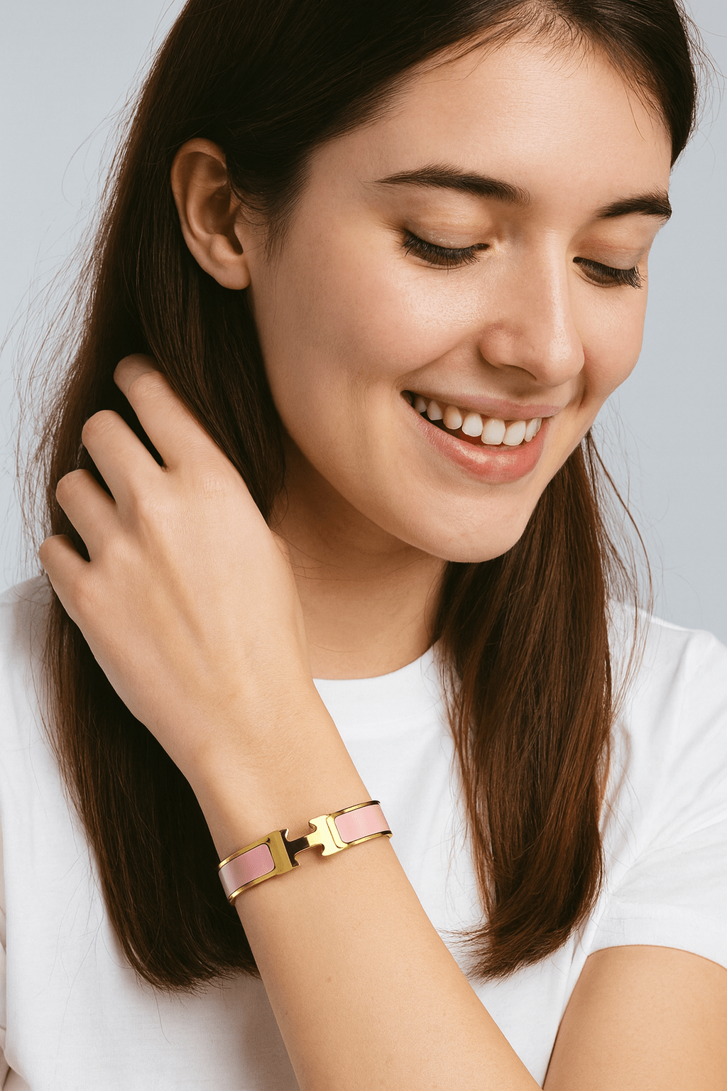 Luxury H Enamel Bracelet