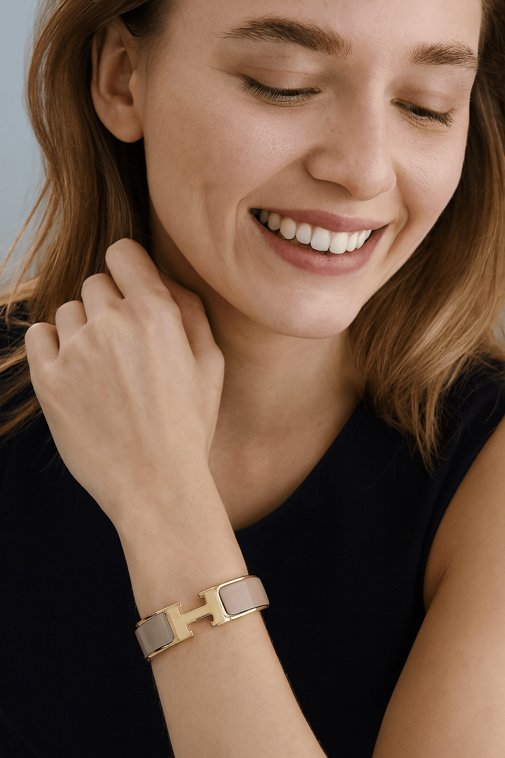 Luxury H Enamel Bracelet